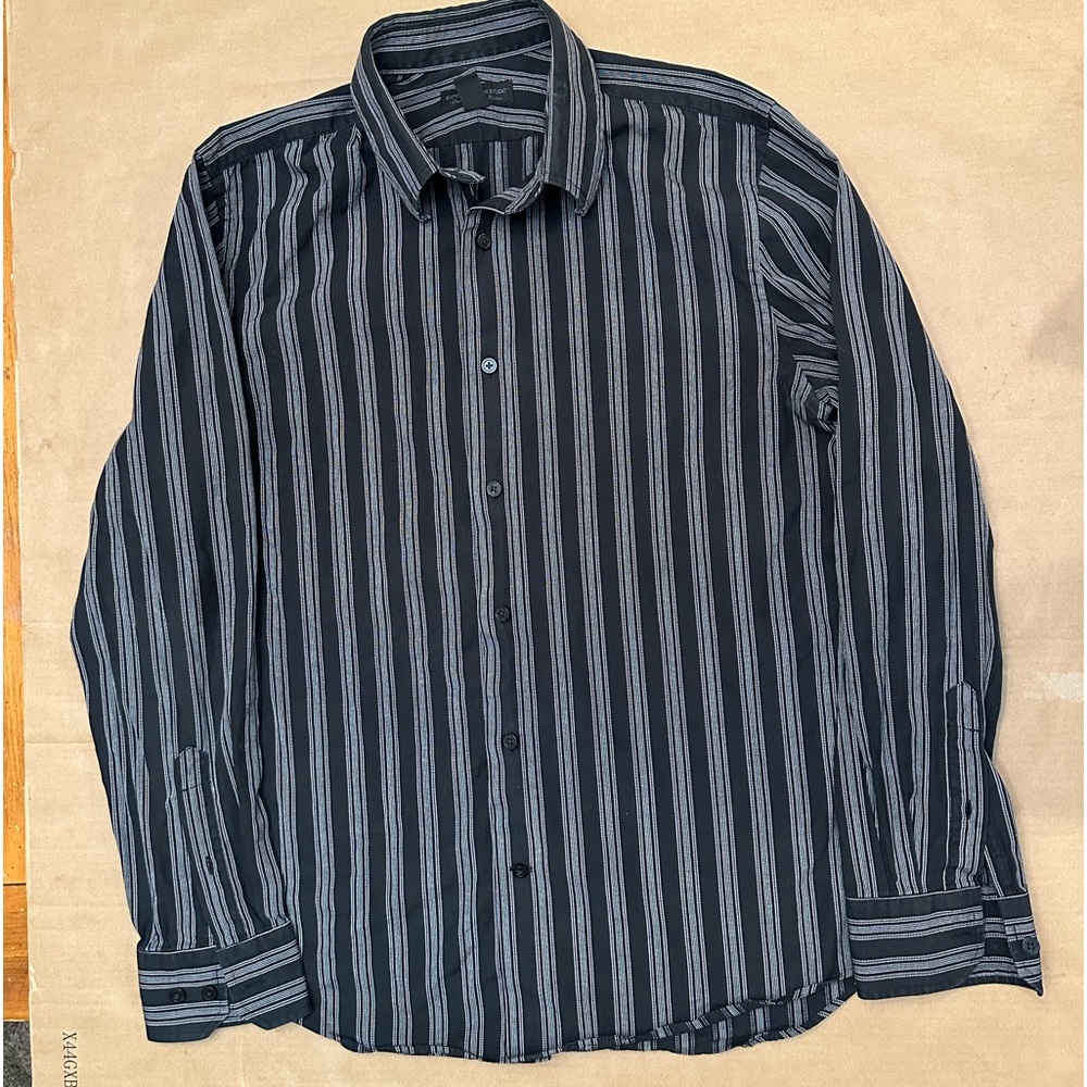 Express Design Studio Men Button Down Shirt Size Medium